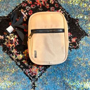 NWT - Brixley Crossbody Sling
